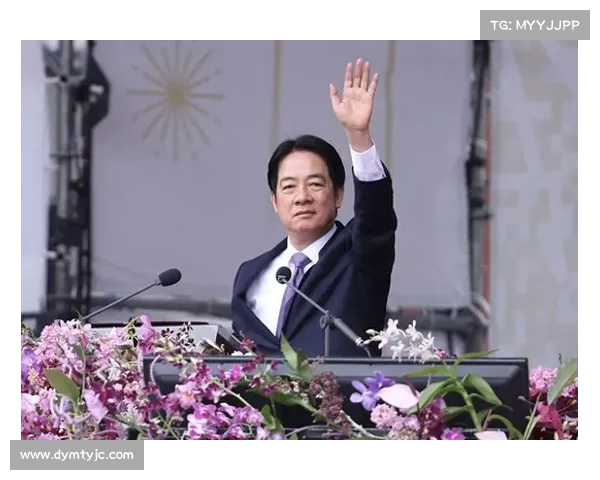 赖清德山盟海誓变“昨晚不好意思”?谢龙介犀利点评激起热议! 赖清德山盟海誓变“昨晚不好意思”?谢龙介犀利点评激起热议!